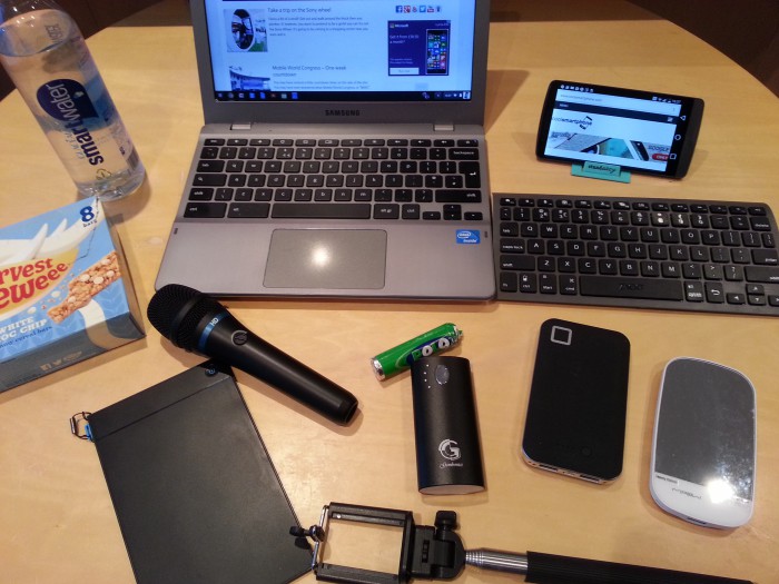 Whats in my bag (Leigh)   MWC 2015