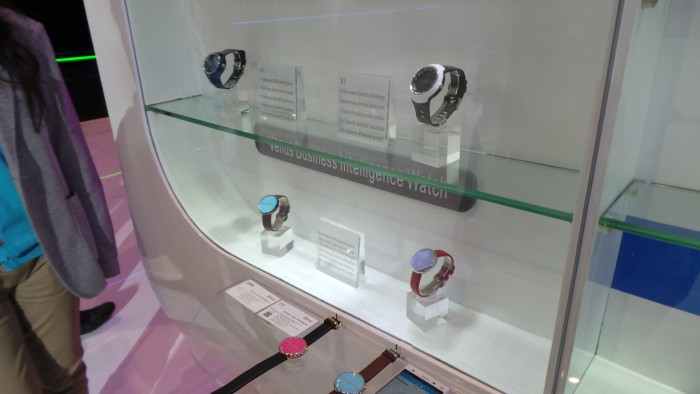 MWC   A look at the ZTE smartwatches