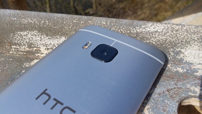 A week with the HTC One M9. Day one. Lets deal with the criticism.