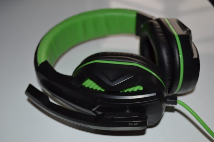 EasyAcc two channel stereo gaming headphones review.