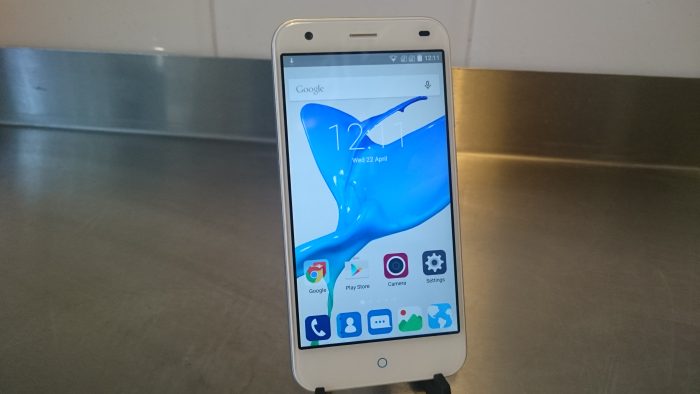 ZTE Blade S6 4G   Review