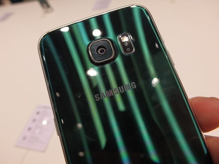 Go Green with the Samsung Galaxy S6 edge on Vodafone