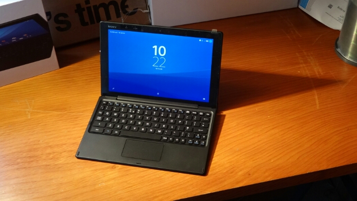 Xperia Z4 Tablet   Unboxing