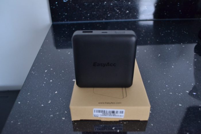 EasyAcc 9000mAh Powerbank   Review.