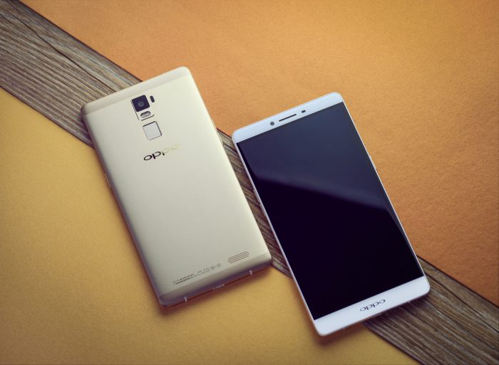 Oppo R7 goes up for pre order