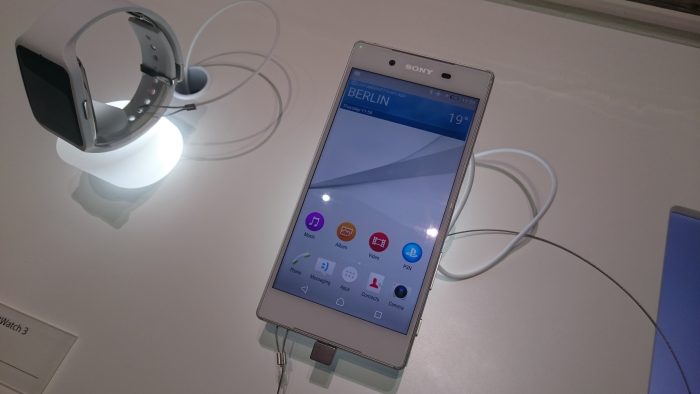 Xperia Z5 and Z5 Compact coming to a network near you
