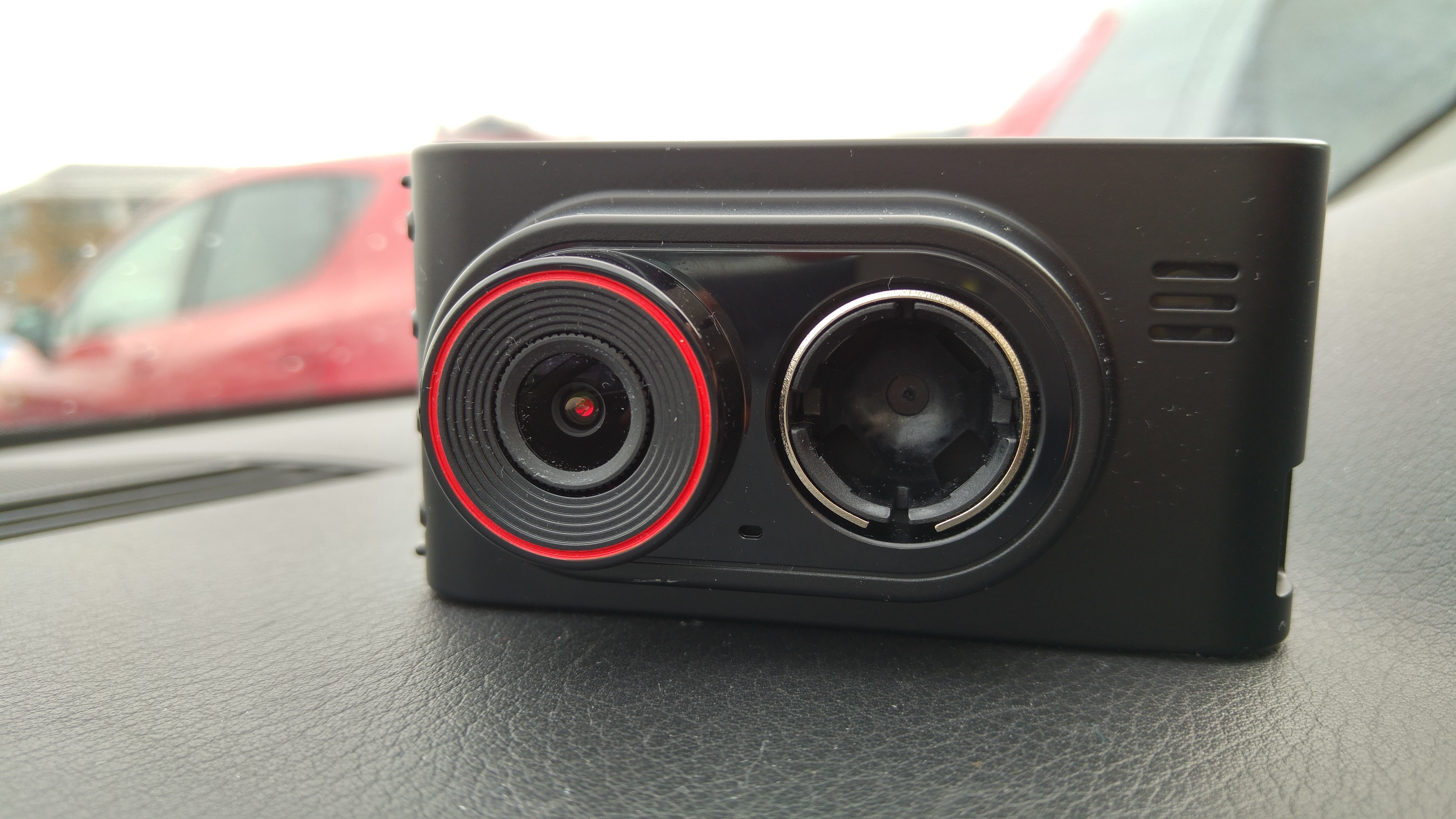 Garmin Dash Cam 35, Cameras