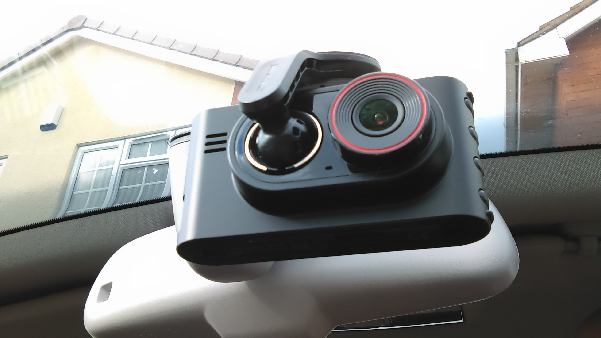 Garmin Dash Cam 35, Cameras