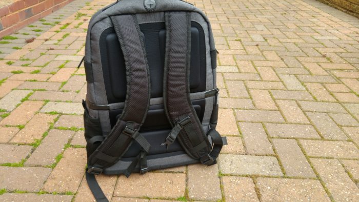 KitBrix CityBrix Bag Review   The gym and the office in one