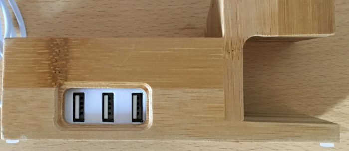 Tidy your Charging Station with the Amir iPhone and Apple Watch Bamboo Charging Stand   review