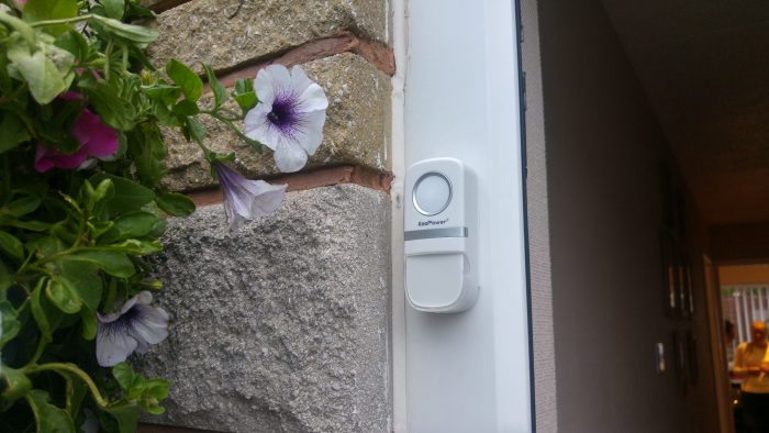 Im reviewing a doorbell. A DOORBELL. The KooPower Wireless Doorbell   Review