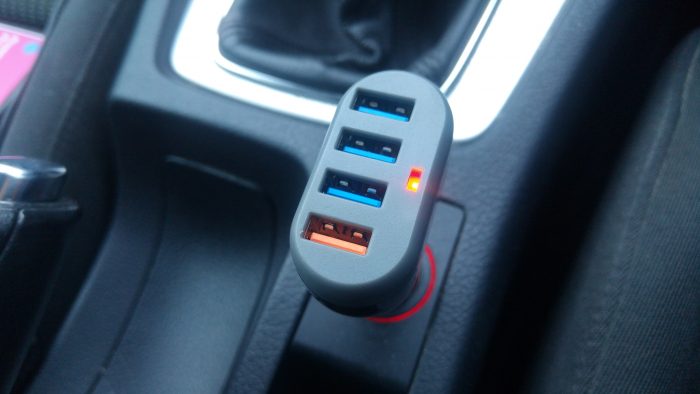 Lumsing 4 Port USB Car Charger   Review