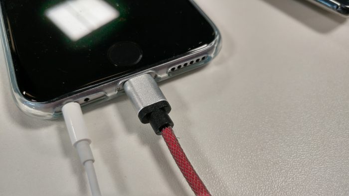 GadJet Magic Cable   One cable to charge your iPhone and micro USB devices   Review