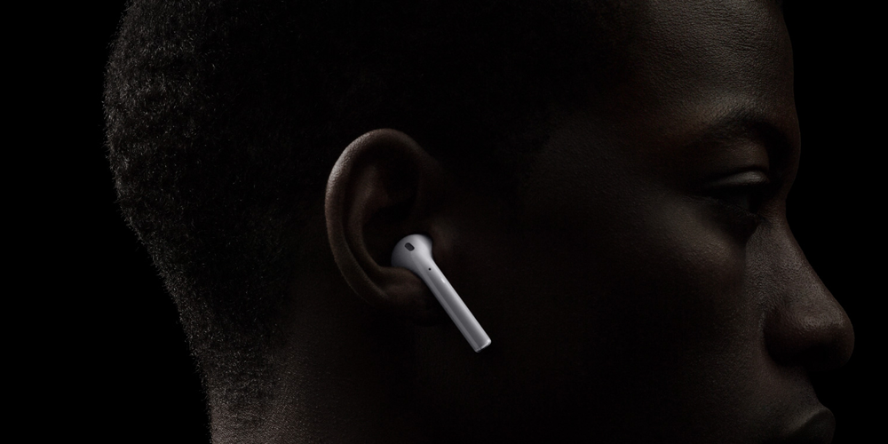 Apple AirPods not launching until mid 2017