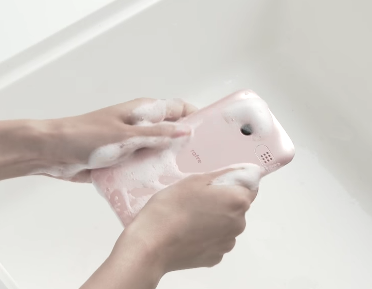 The new Kyocera rafre KYV40   A phone you can wash