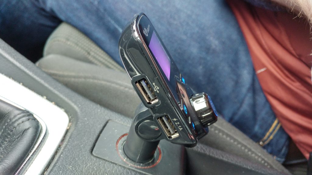 SAVFY Wireless Bluetooth FM Transmitter   Review