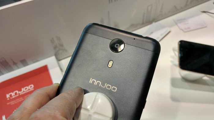 MWC   InnJoo Pro 2 Hands on.