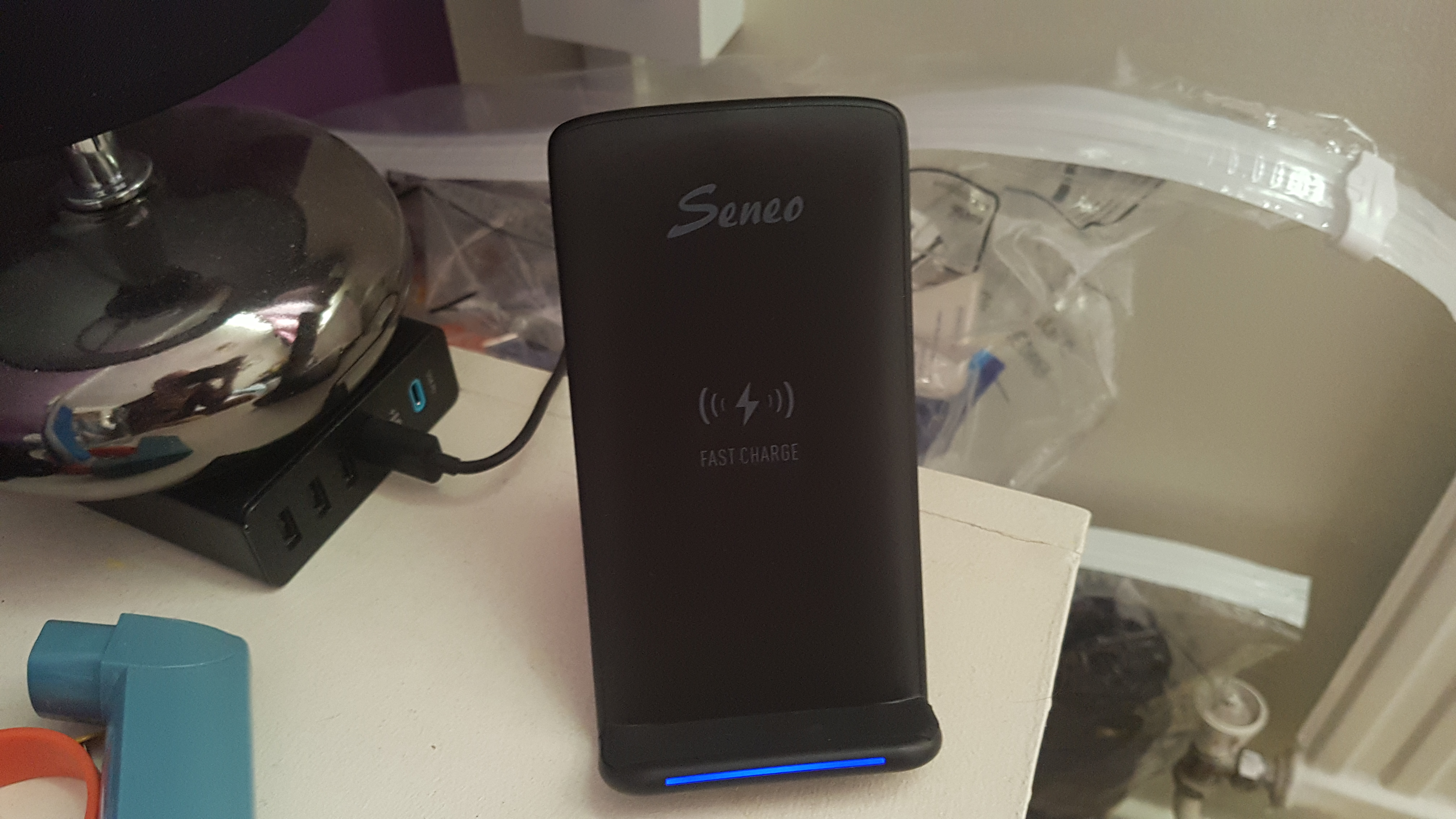 Seneo Wireless Fast charger   Review