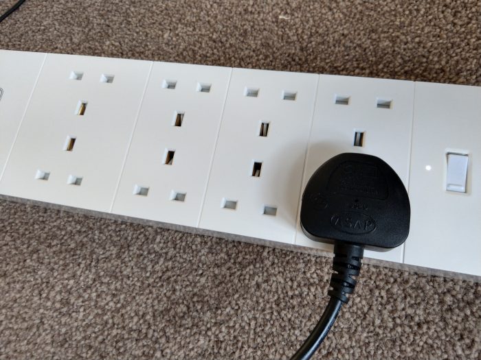 NTONPOWER 8 Socket Extension and 5 USB charger   Review