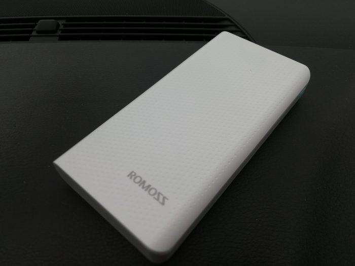 Romoss Sense 6 LED 20,000mAh Portable Charger   Review