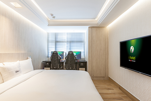 Fancy a hotel room with gaming PCs inside?