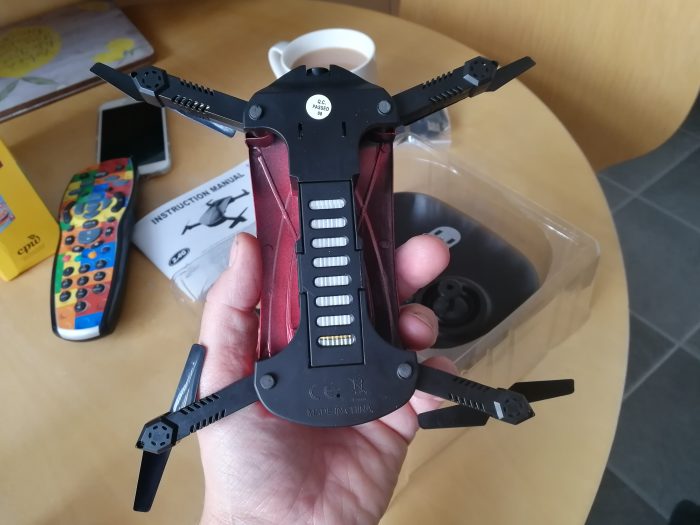 Eachine E52 WiFi Foldable Quadcopter   Review