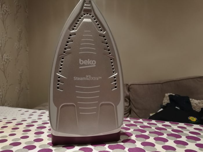 Beko SGA7126P Steam Generator Iron   Review