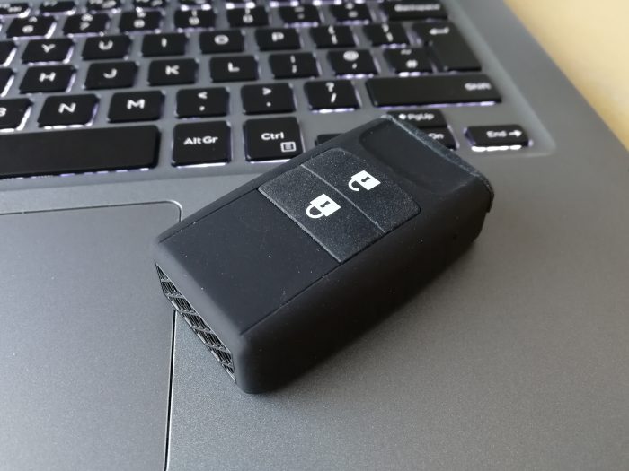 Conbrov T19 Car Key Fob Camera   Review