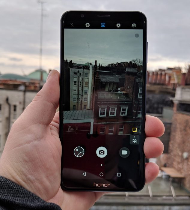 Hands on with the Honor 7X