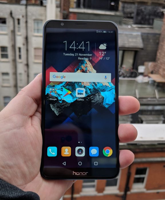 The Honor 7X touches down in the UK. Time to max your view..