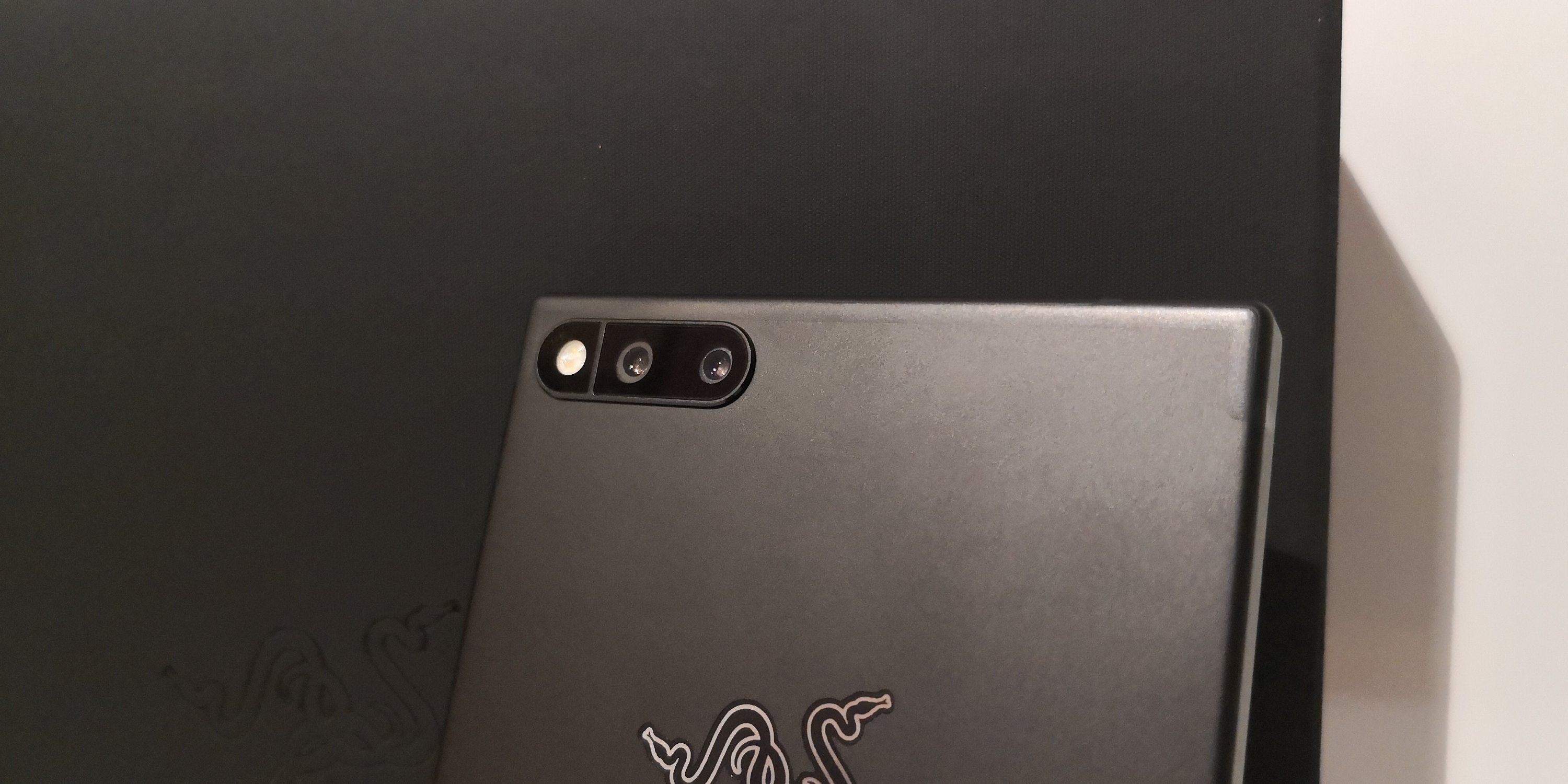 The Razer Phone has arrived. Here is our unboxing