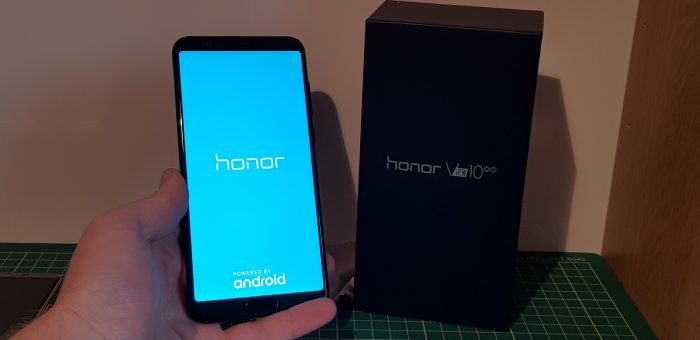 Unboxing the Honor View 10