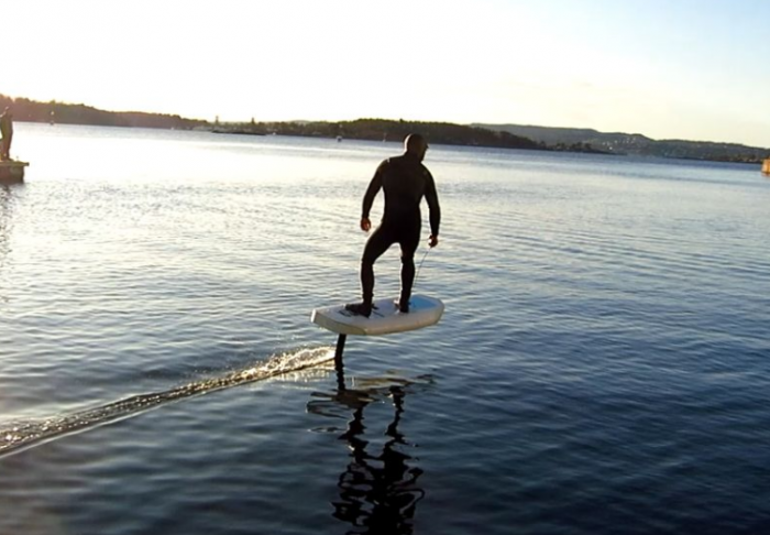 Watch   Hydrofoil surf board is basically brilliant in every way