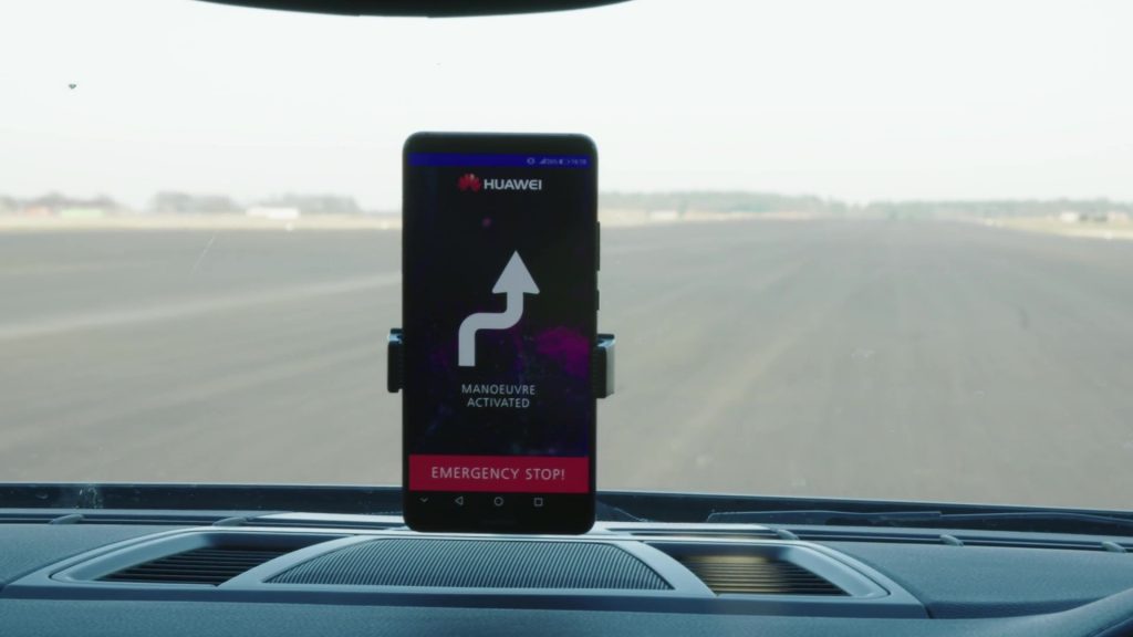 #MWC18  Huawei push their AI tech further .... into a car!!