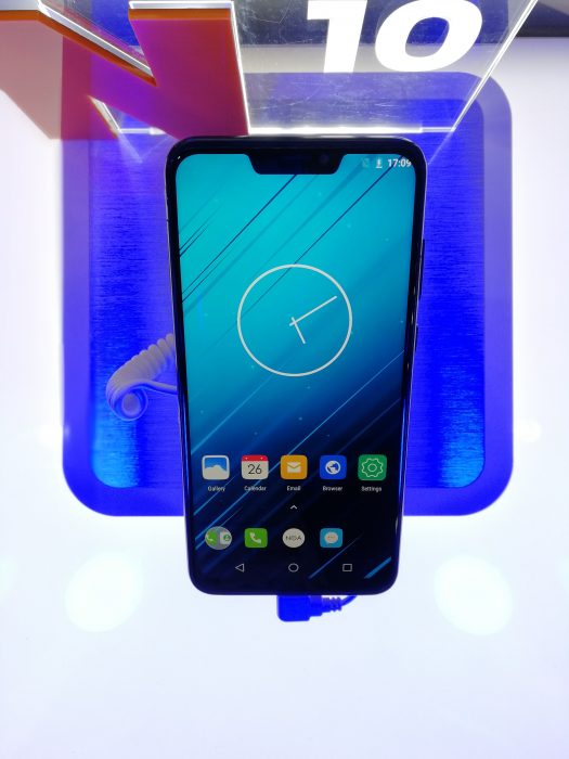 #MWC18   A look at that NOA N10 iPhone X lookalike