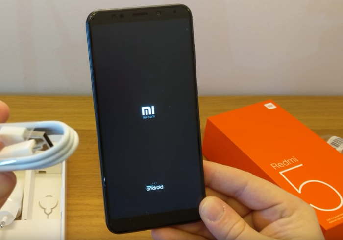 Xiaomi Redmi 5 Plus Unboxing