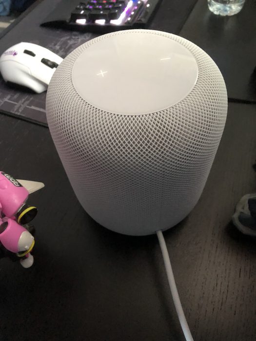 “Hey Siri what can you do?” “Not much, ask Alexa”   A HomePod Review