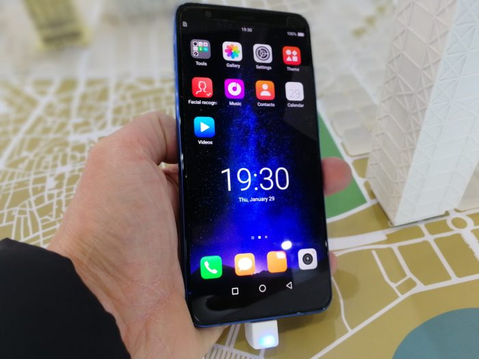 #MWC18   Hands on with the Hisense Infinity H11 Pro