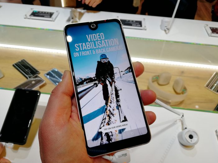 #MWC18   Hands on with the Wiko View 2 and View 2 Pro. Another notch!