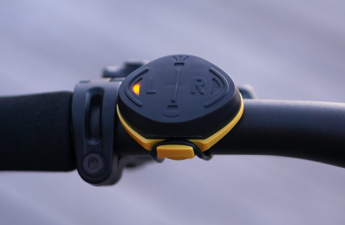 Blinkers   Smart lighting system for Cyclists