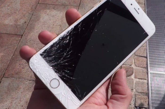 Still using your phone, even after a smashed screen? Youre not the only one