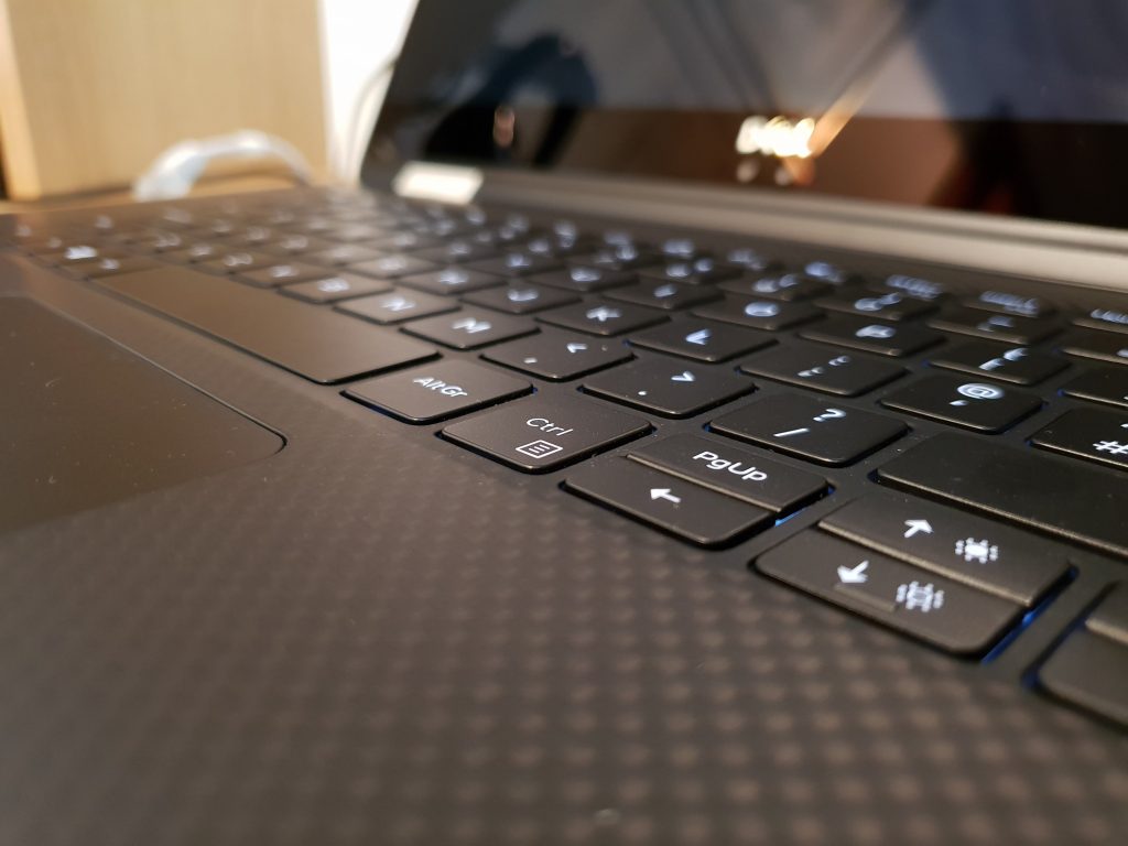 Dell XPS 15 2 in 1 Laptop   Review