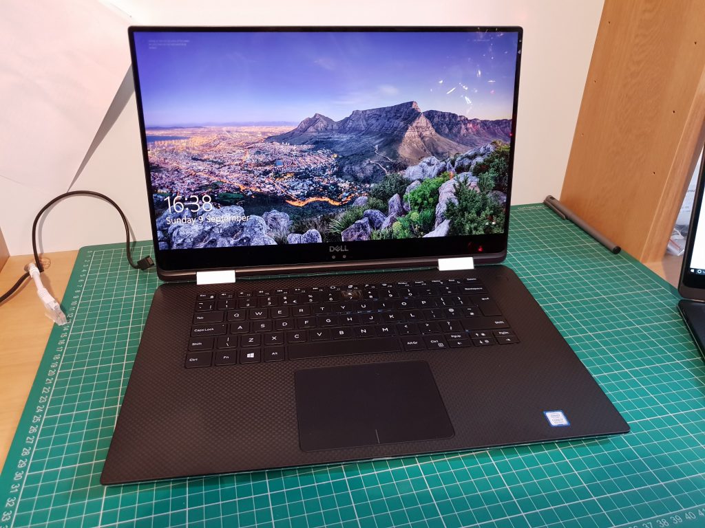 Dell XPS 15 2 in 1 Laptop   Review