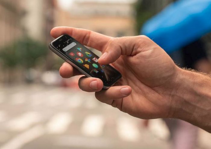 Palm, the ultra mobile smartphone companion, exclusive to Vodafone