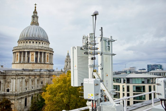 EE switches on nine 5G sites