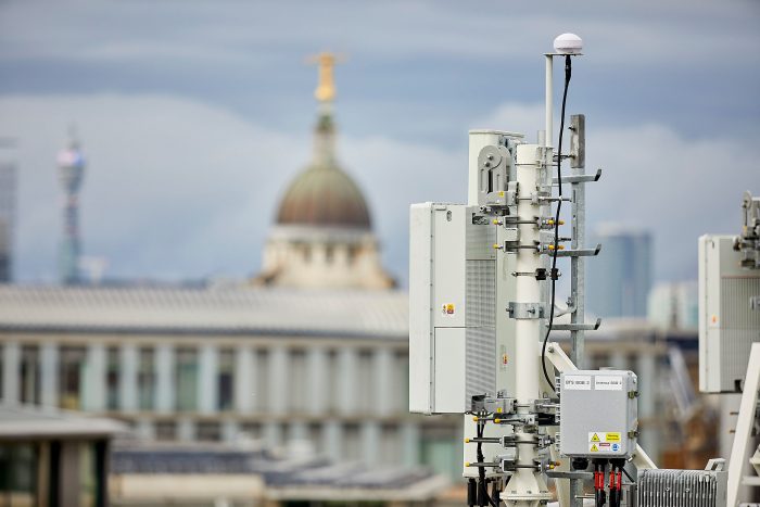 EE switches on nine 5G sites