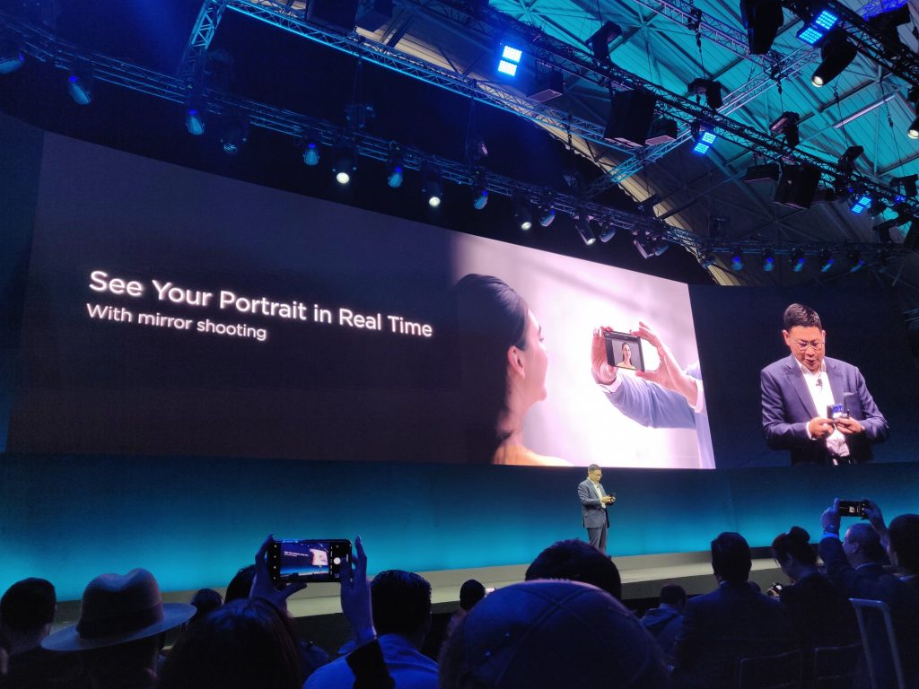 MWC   Huawei launch the Mate X Folding phone