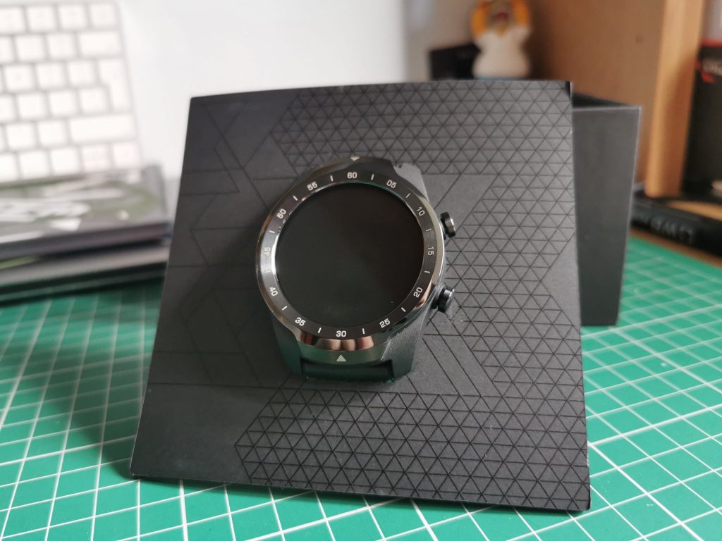 TicWatch Pro   Unboxing