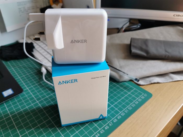 Anker PowerPort + Atom III 2 and PowerPort III Mini   Review.