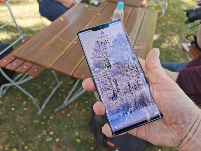Live   Hands on pics with the new Huawei Mate 30 and the Mate 30 Pro